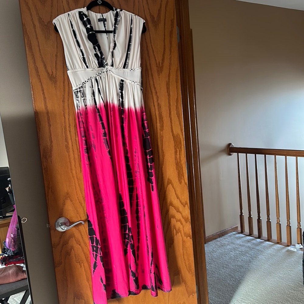 Venus multicolored dress sz L